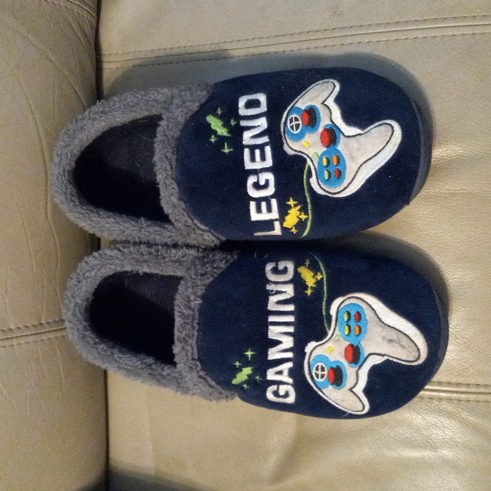 Kids slippers